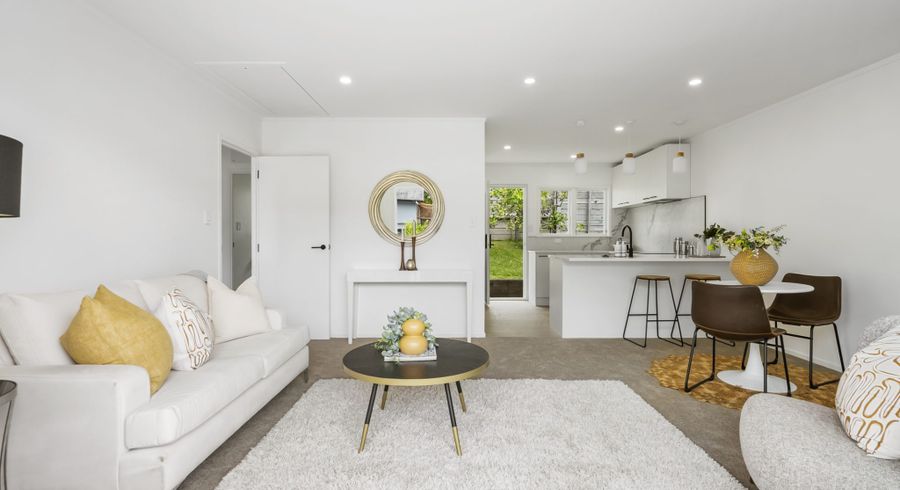  at 1/7 Dakota Avenue, Beach Haven, North Shore City, Auckland