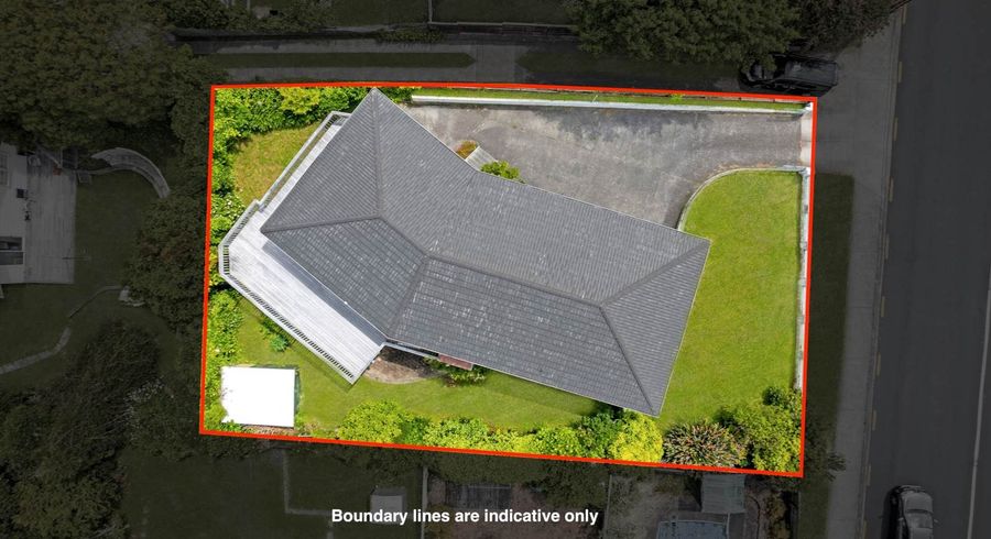  at 150 Mokoia Road, Chatswood, Auckland