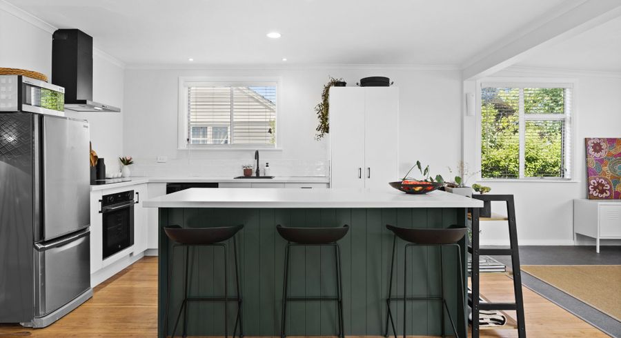  at 9 Hammond Road, Taradale, Napier, Hawke's Bay