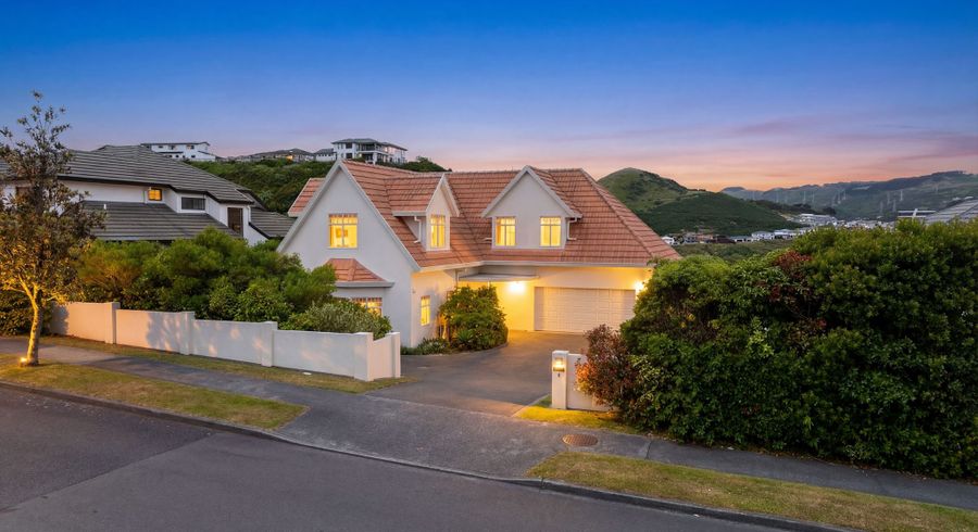  at 4 Amesbury Drive, Churton Park, Wellington, Wellington
