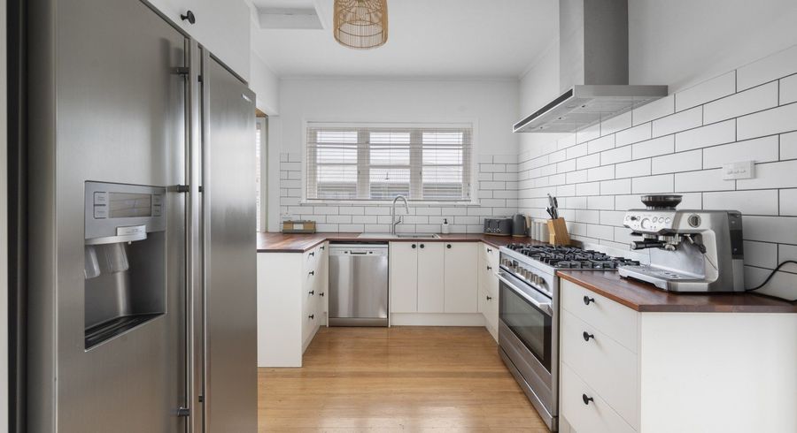  at 85 Latham Street, Marewa, Napier