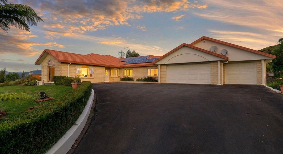  at 85 Emerald Hill Drive, Birchville, Upper Hutt, Wellington