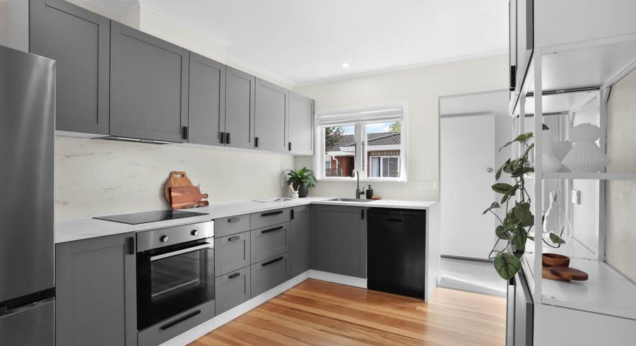  at 3/237 Edmonton Road, Te Atatu South, Waitakere City, Auckland