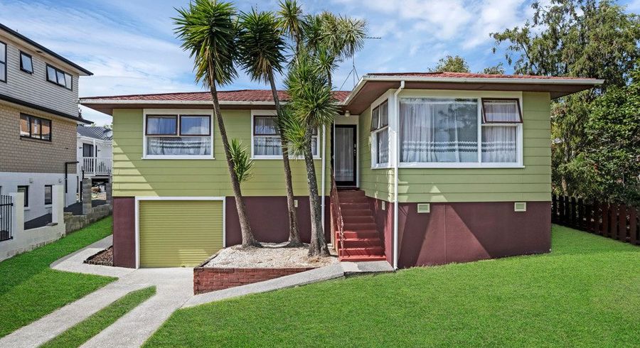  at 26 Temuri Place, Glendene, Waitakere City, Auckland