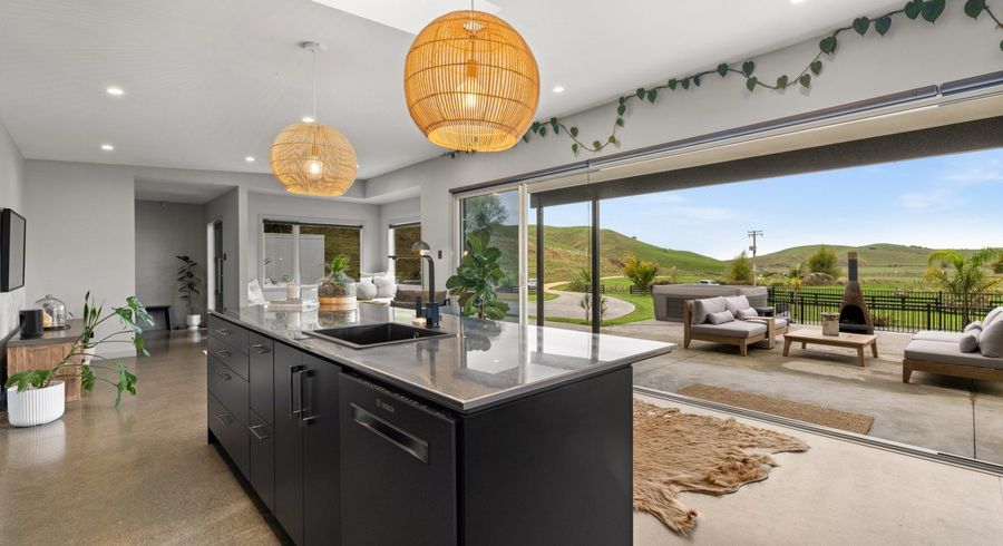  at 224 Seafield Road, Eskdale