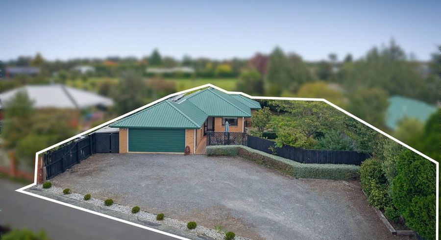  at 17 Devon Crescent, Darfield, Darfield