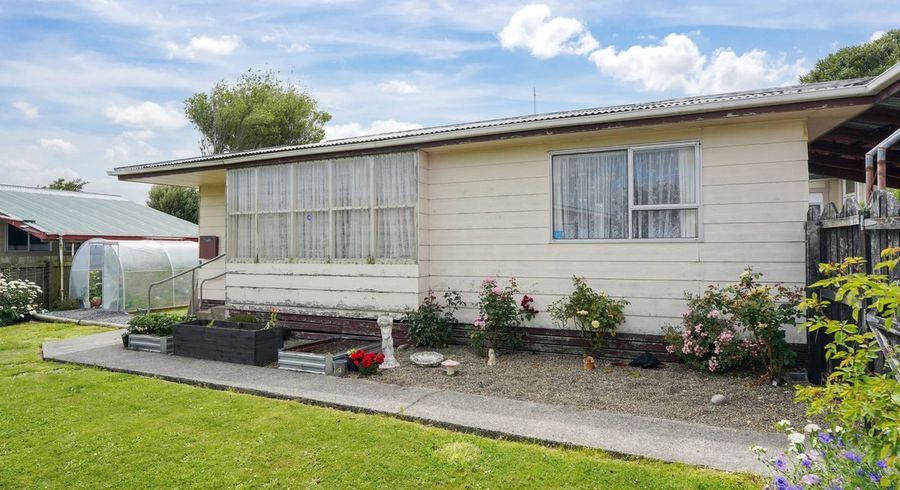  at 2/168 Balmoral Drive, Appleby, Invercargill
