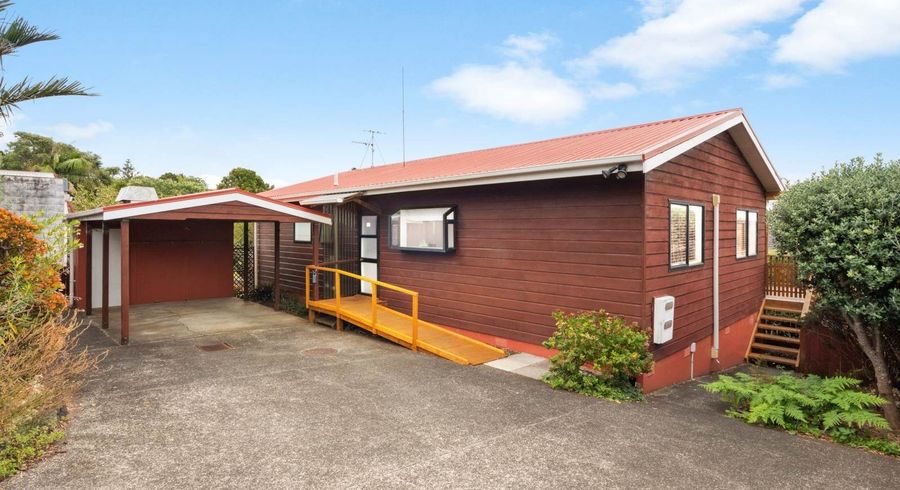  at 2/191 Waimumu Road, Massey, Waitakere City, Auckland