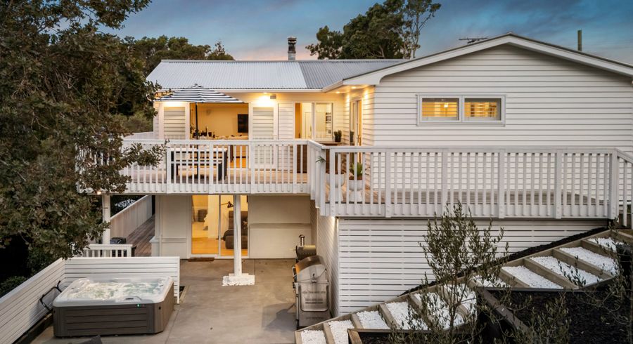  at 2 Beachlands Road, Beachlands, Manukau City, Auckland
