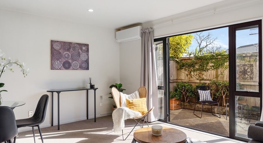  at 100 Stanhope Road, Mount Wellington, Auckland