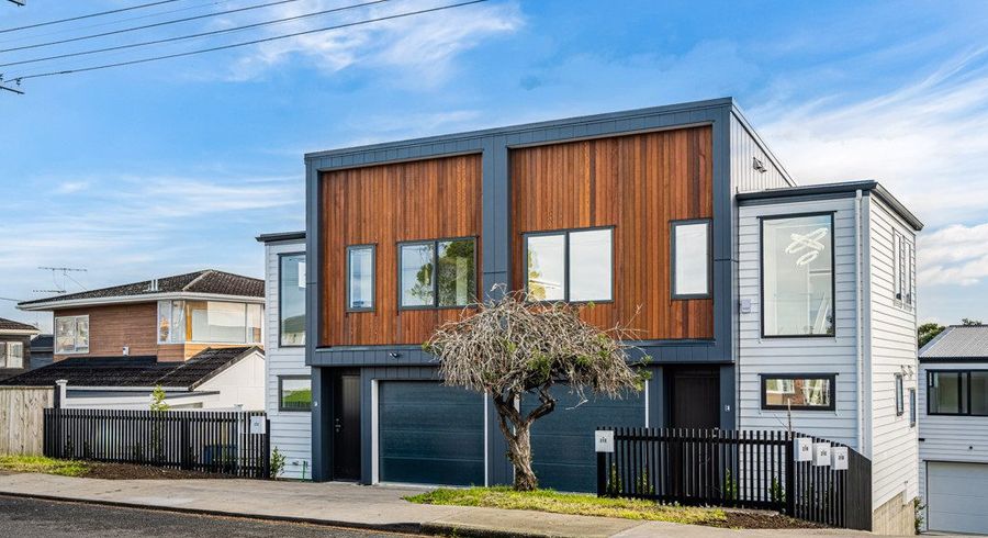  at 21E Knights Road, Rothesay Bay, North Shore City, Auckland