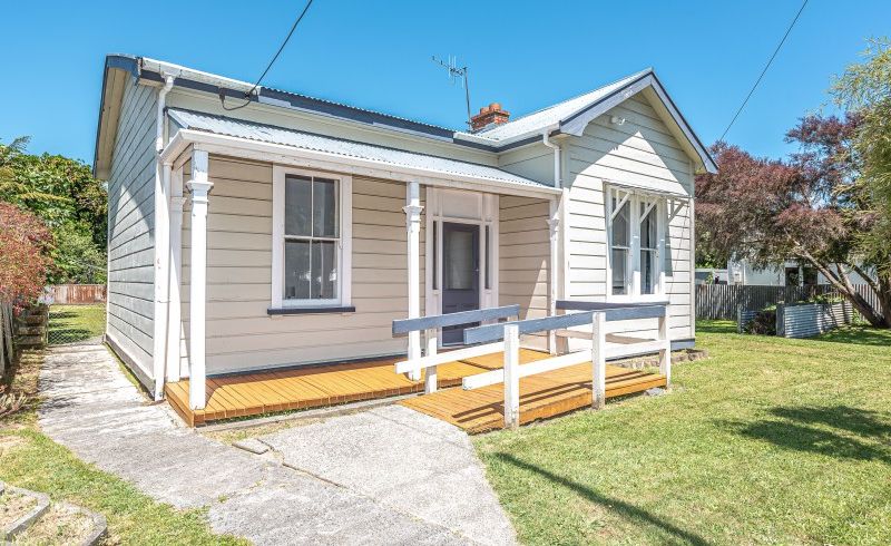  at 17 London Street, Aramoho, Whanganui