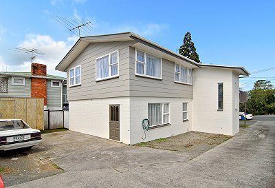  at 210 Sunnynook Rd, Sunnynook, North Shore City, Auckland