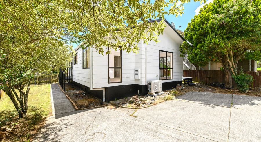  at 10 Frosses Place, Massey, Auckland