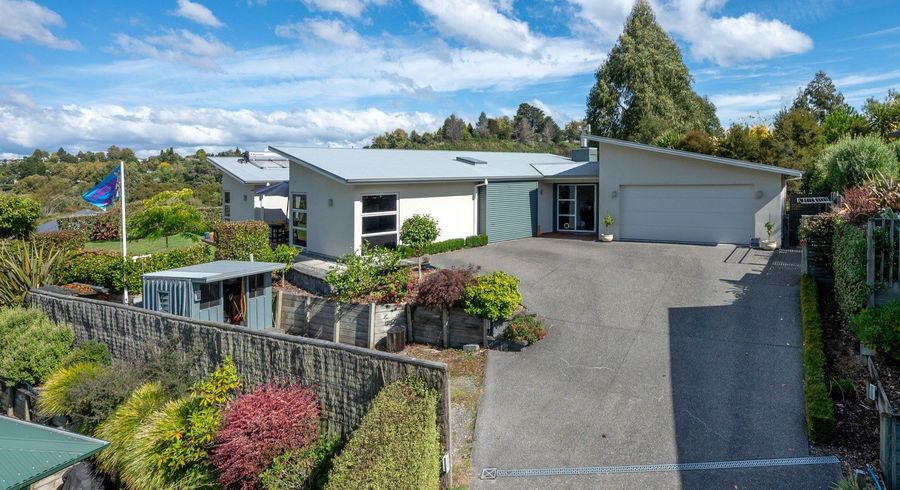  at 86 Hindmarsh Drive, Rangatira Park, Taupo