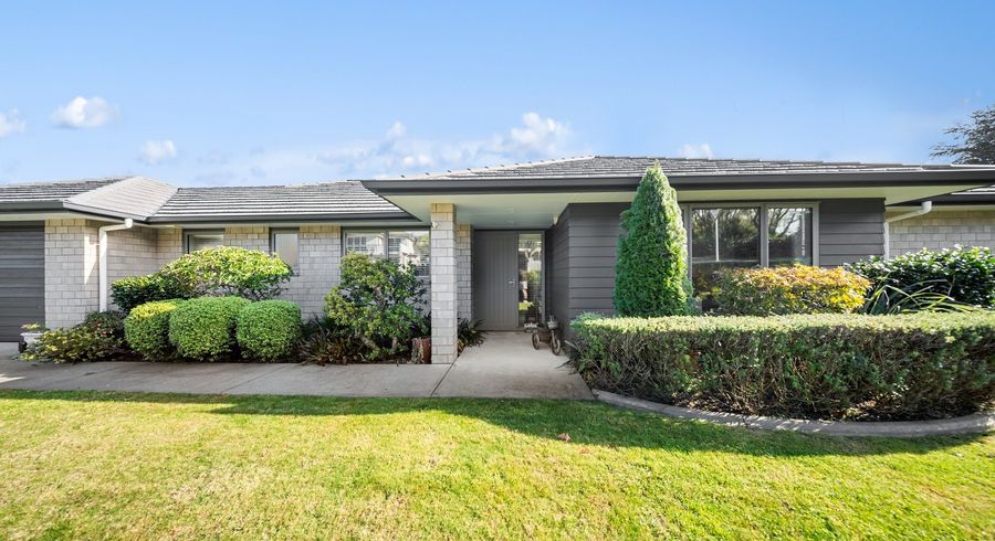  at 2 Ballintoy Park Drive, Welcome Bay, Tauranga