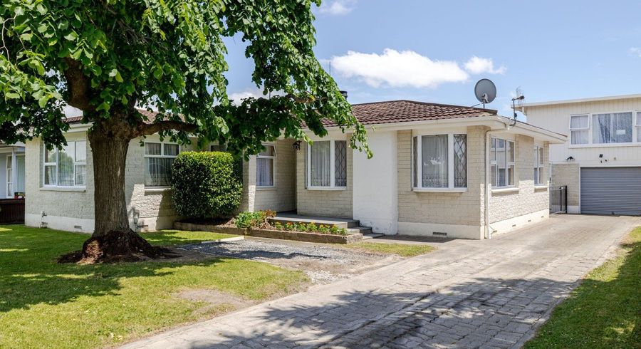  at 73 College Street, Awapuni, Palmerston North, Manawatu / Whanganui