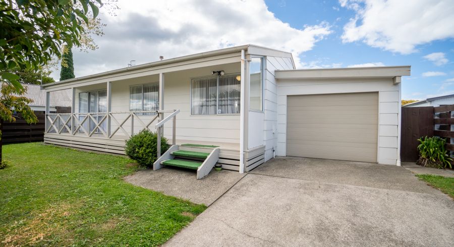  at 25A Rosedale Crescent, Cloverlea, Palmerston North