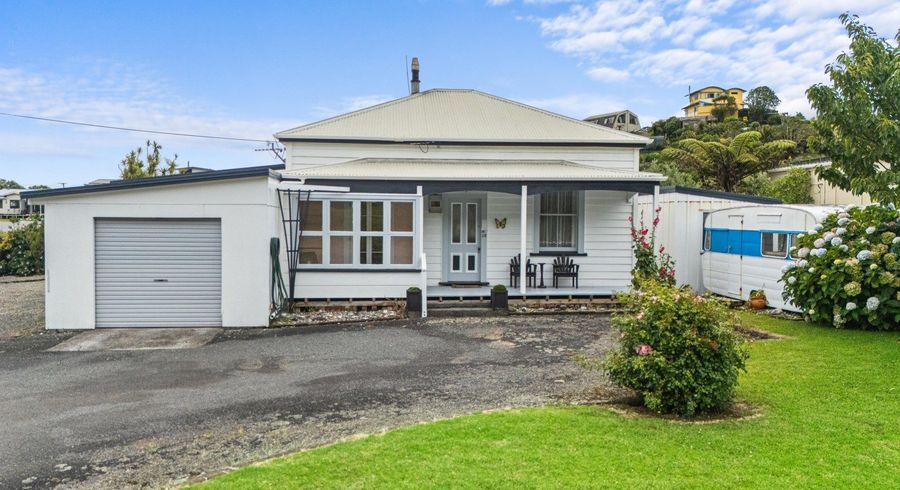  at 10 North Street, Mokau, New Plymouth, Taranaki