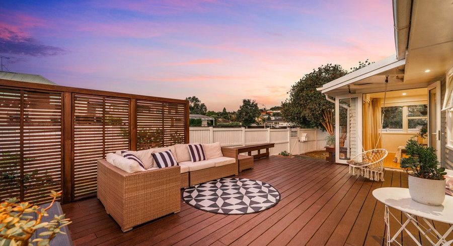  at 2 Tyne Road, Forrest Hill, North Shore City, Auckland