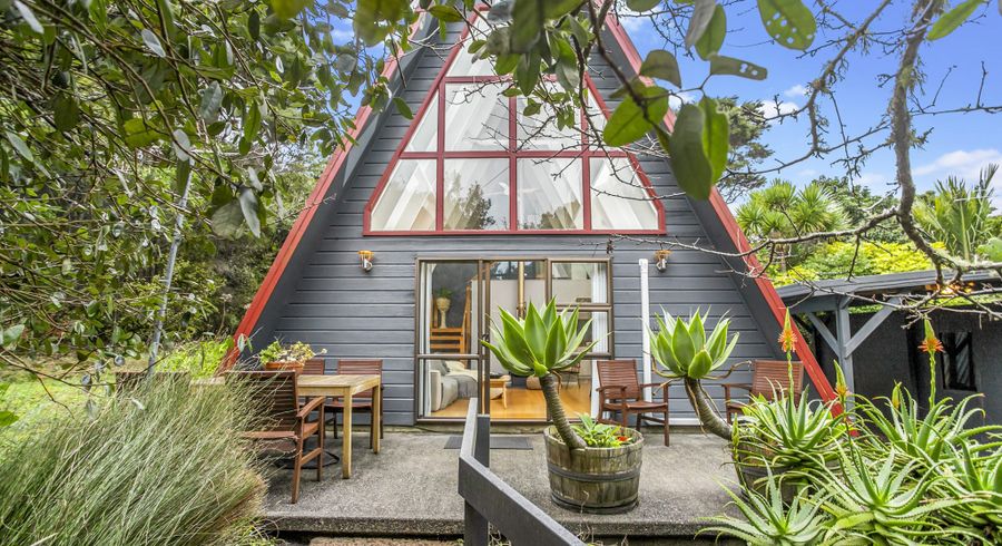  at 52 Bay Road, Ostend, Waiheke Island