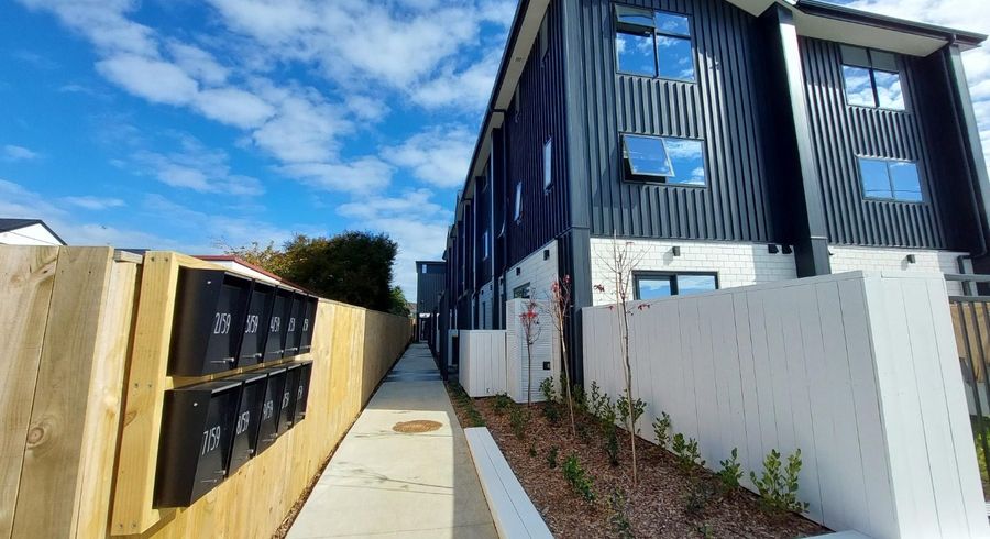 at 5/59 Neil Avenue, Te Atatu Peninsula, Waitakere City, Auckland