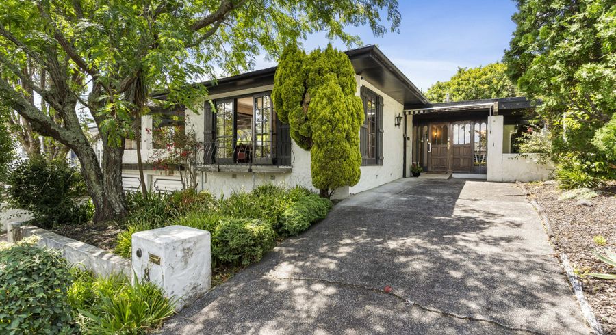  at 8 Stoneyroyd Gardens, Remuera, Auckland