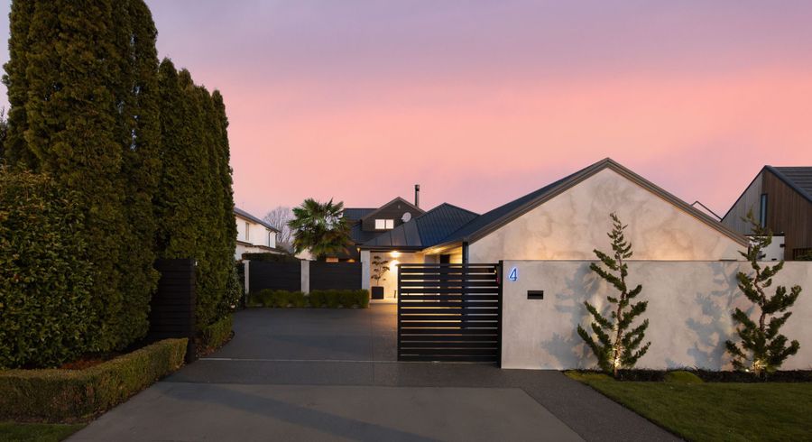  at 4 Wairarapa Terrace, Fendalton, Christchurch City, Canterbury