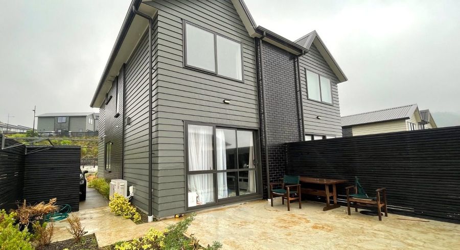  at 4 Turtleback Avenue, Whitby, Porirua, Wellington