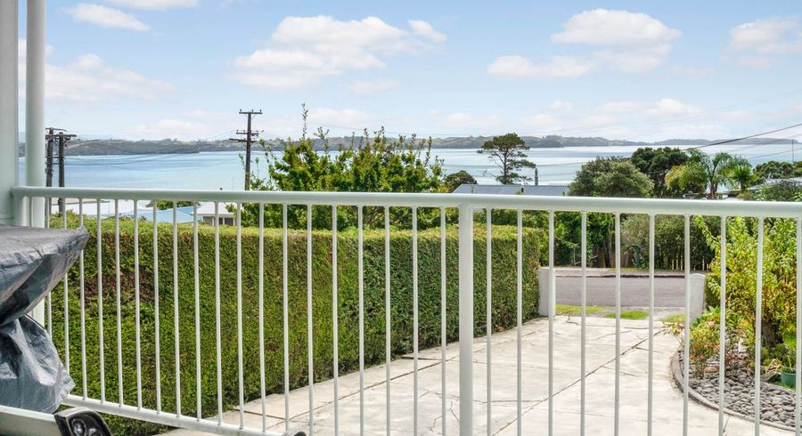  at 3 Mera Road, Algies Bay, Warkworth