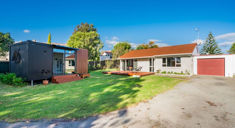  at 23 Nola Avenue, Raumati Beach, Kapiti Coast, Wellington