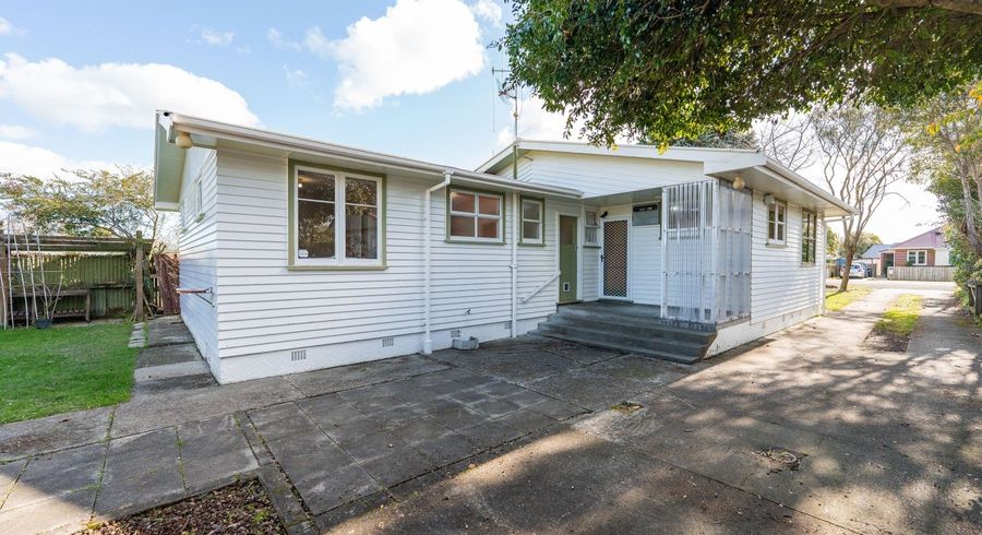  at 26 Park Road, West End, Palmerston North, Manawatu / Whanganui