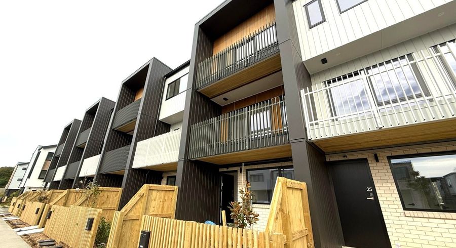  at 27 Parehua Street, Mount Wellington, Auckland City, Auckland