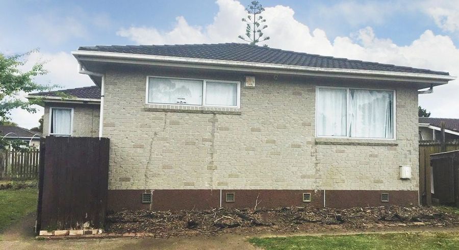  at 402 Roscommon Road, Clendon Park, Manukau City, Auckland