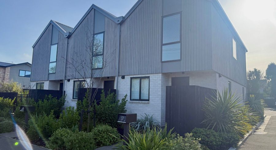  at 35 Webb Street, St. Albans, Christchurch City, Canterbury