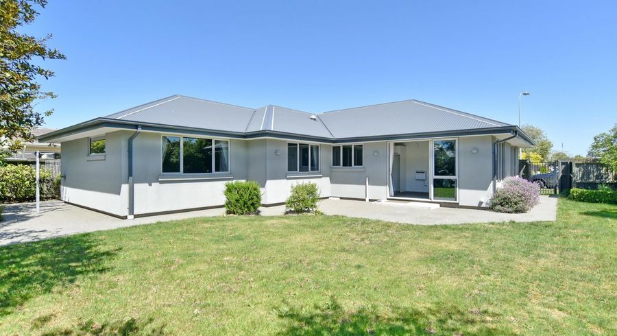  at 4 Hurst Place, Parklands, Christchurch