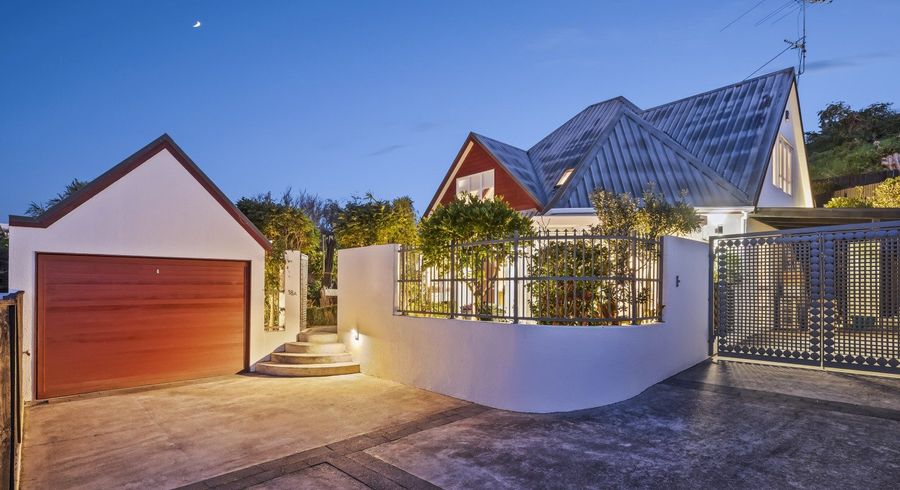  at 18A Garden Road, Raumati Beach, Paraparaumu