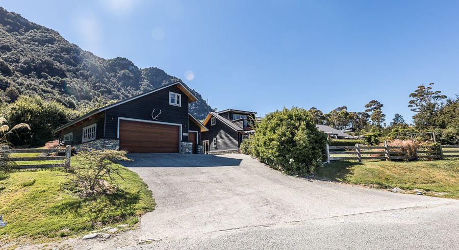  at 5 Fishermans Lane, Mount Creighton, Queenstown