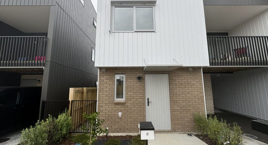  at 49 Ngae Place, Mangere East, Auckland