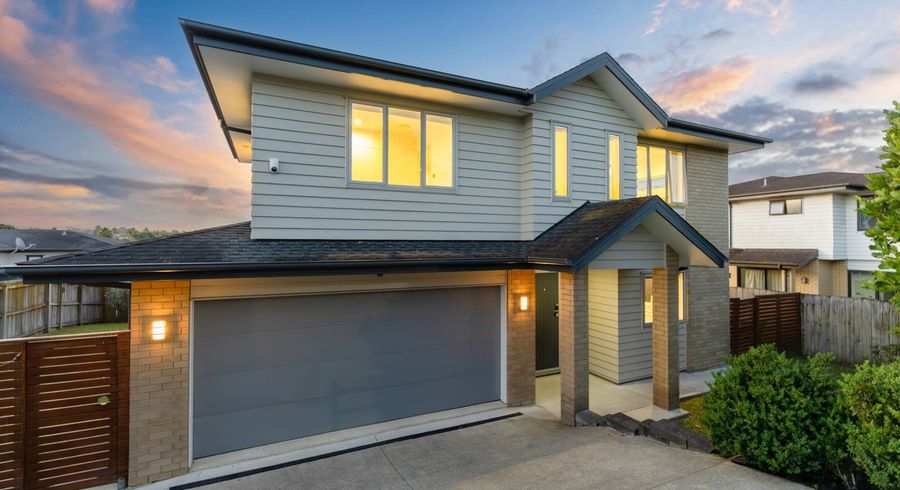  at 117 Sturges Road, Henderson, Waitakere City, Auckland