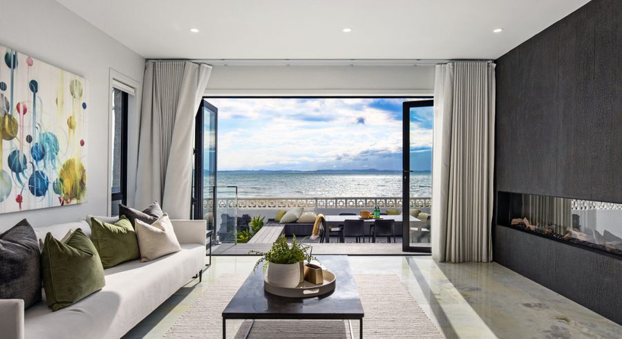  at 18A The Esplanade, Eastern Beach, Manukau City, Auckland