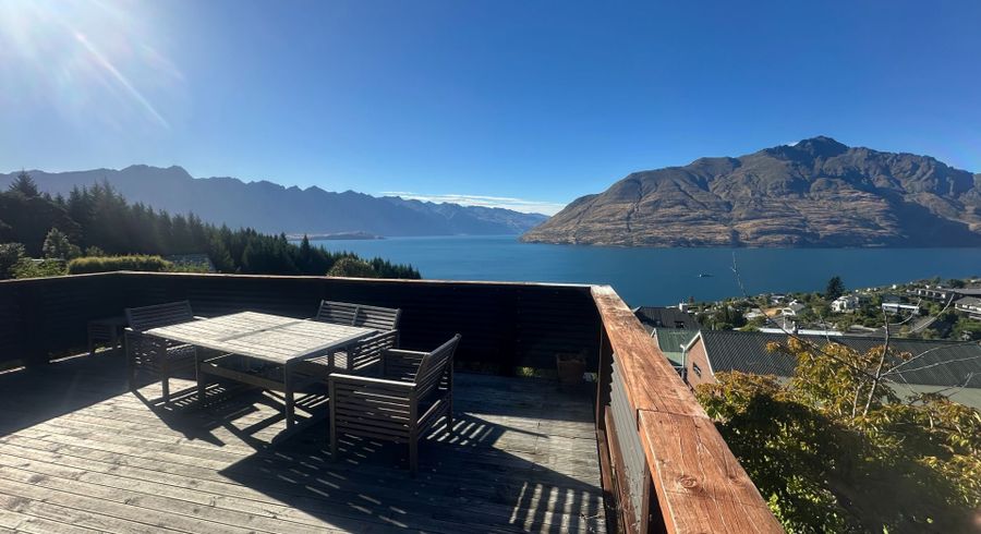  at 92 Wynyard Cr, Fernhill, Queenstown-Lakes, Otago