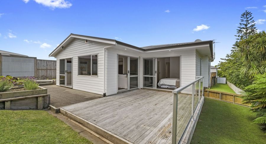  at 8A Lambton Terrace, Welbourn, New Plymouth