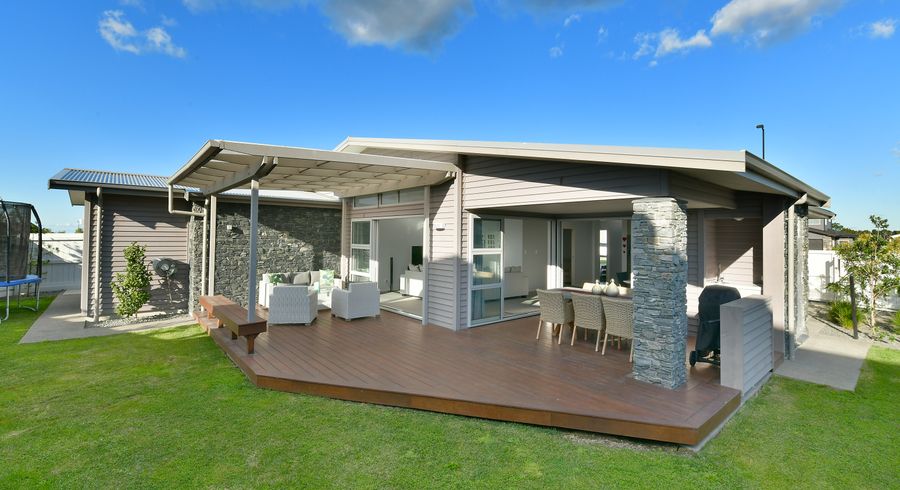  at 27 Manuel Road, Silverdale, Silverdale