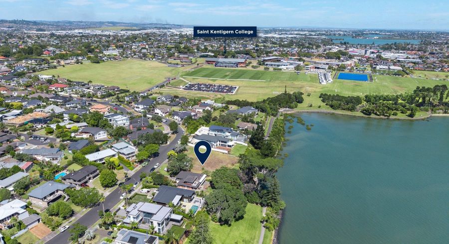  at 69 Fisher Parade, Sunnyhills, Manukau City, Auckland