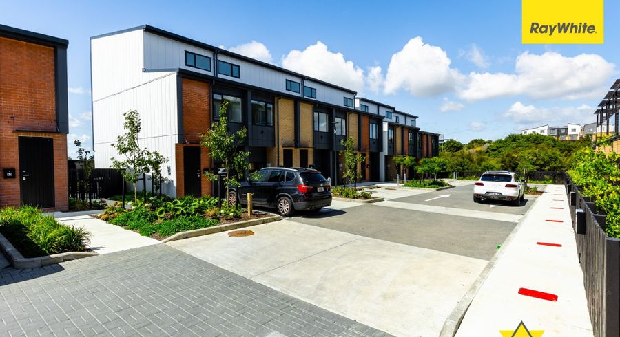  at 68 Parkwood Avenue, Westgate, Waitakere City, Auckland