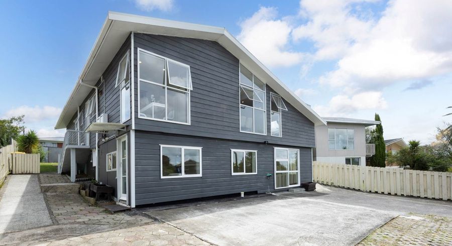  at 20 Rosewarne Crescent, Glendene, Waitakere City, Auckland