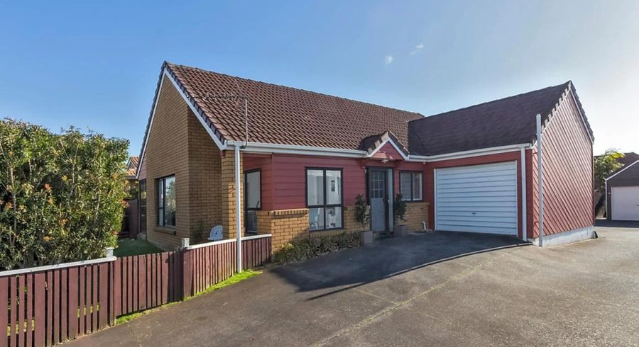 at 1/8 Vincent Street, Howick, Manukau City, Auckland
