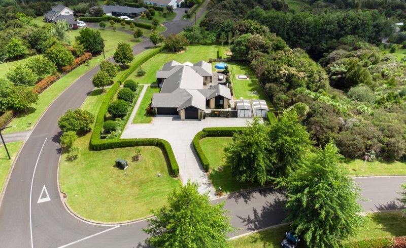  at 86 PHILLIPS DRIVE, Tauranga