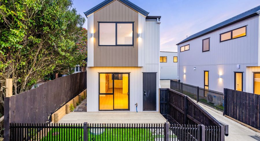  at Lot 3/9 Grande Vue Road, Papatoetoe, Manukau City, Auckland